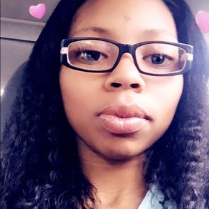 Meet your Posher, Sierra